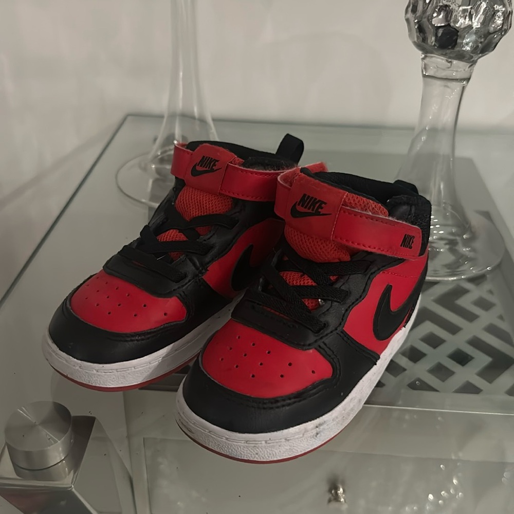 Nike red and black high top sneakers, unisex, Velcro strap, toddler